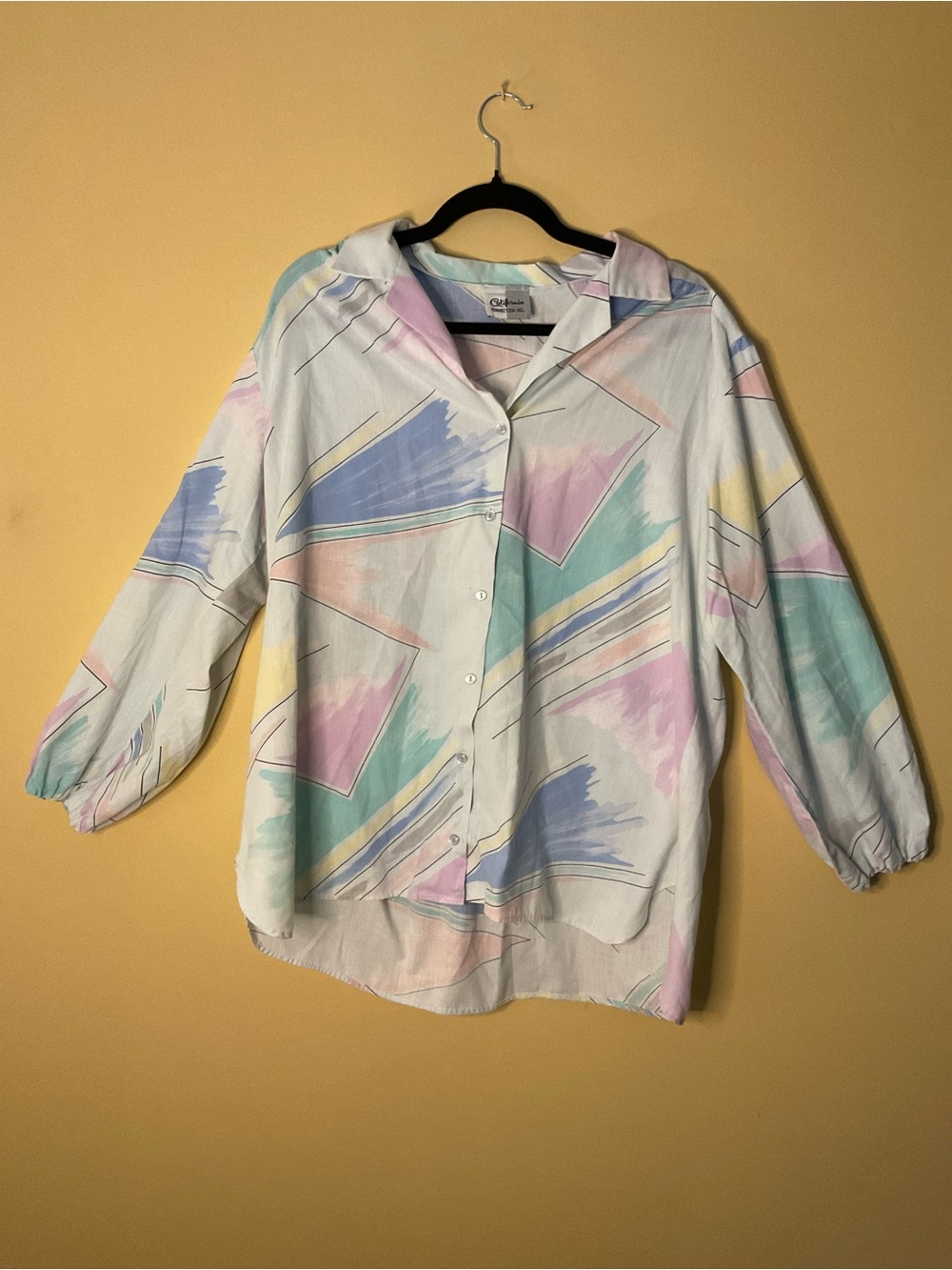 California Connection Vintage-Inspired Pastel Geometric Button-Down Shirt